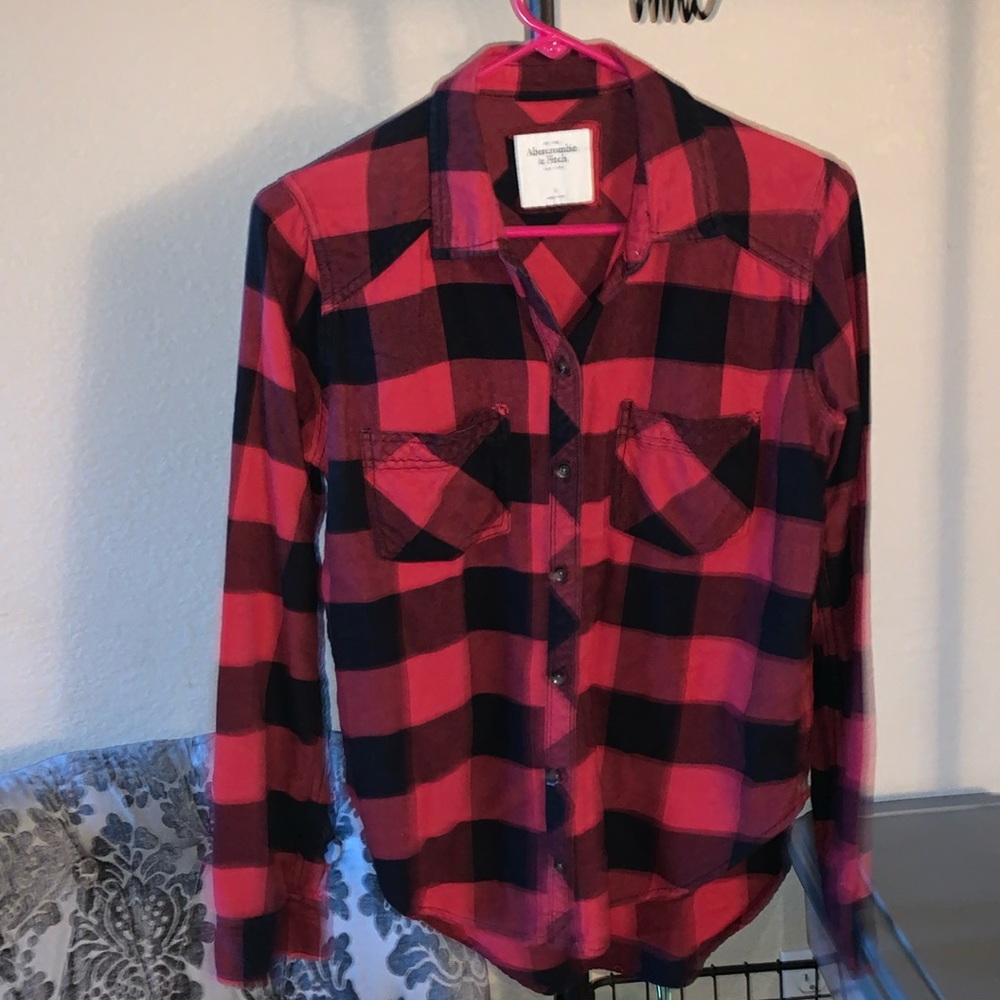Abercrombie & Fitch buffalo plaid button down shirt